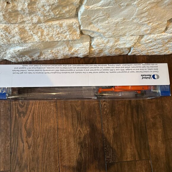 Collectors's series XIV JLG 1850SJ Ultra Boom 1/32 Scale Diecast - Picture 2 of 9